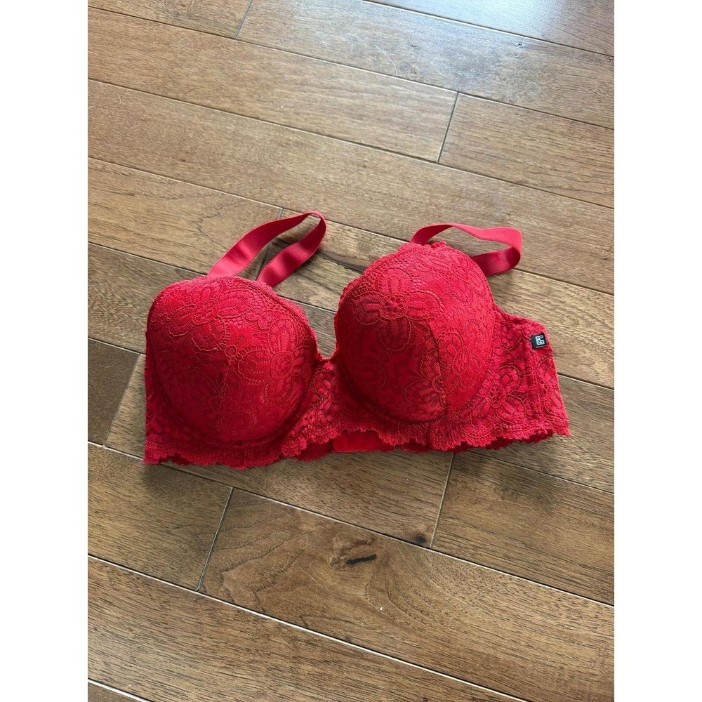 BCBG Max Azria Red Lace Ynderwire Bra 36C Underwire